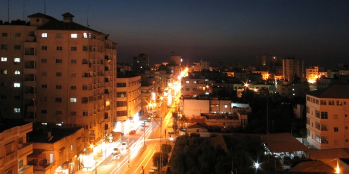 مختصون: غزة تتجه نحو مزيد من تأزم الوضع الاقتصادي