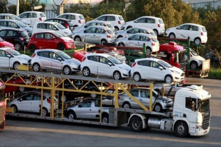 تفاصيل ضرائب السيارات التي تجبيها الحكومة في غزة