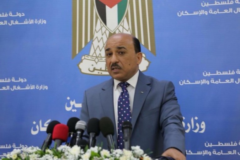 الحساينة يعلن عن ترسية عطاء إنشاء مستشفى الولادة بمجمع الشفاء