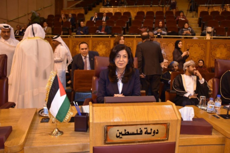 الوزيرة عودة تطالب العرب بدعم الاقتصاد الفلسطيني