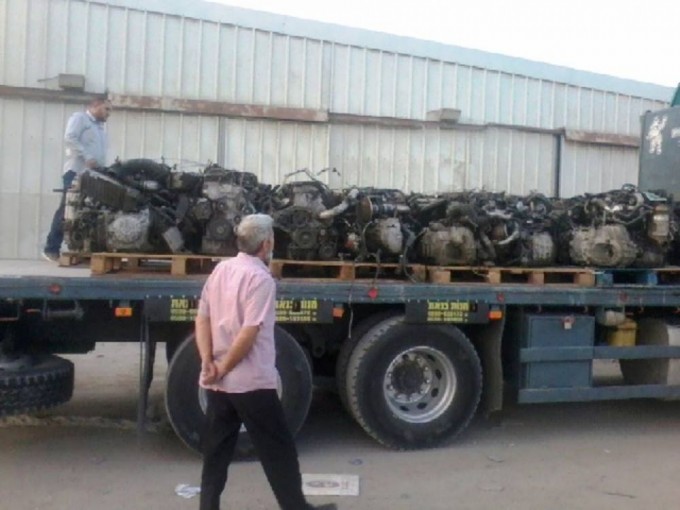 مستوردو الإطارات وقطع الغيار يطالبون باستئناف الاستيراد