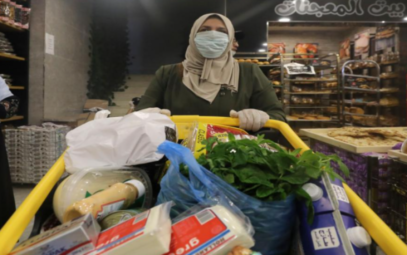 الجائحة تخنق معيشة نصف فلسطينيي الداخل
