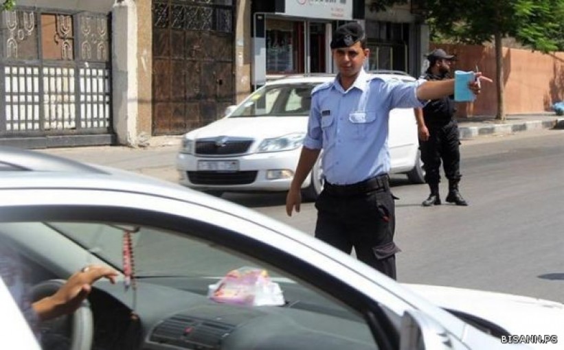 مرور غزة تنشر تعليمات للسائقين أثناء السياقة بفصل الشتاء