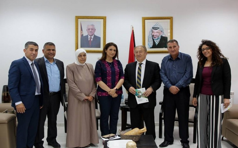 الاقتصاد الفلسطينية تبحث أوجه التعاون المشترك مع الإحصاء