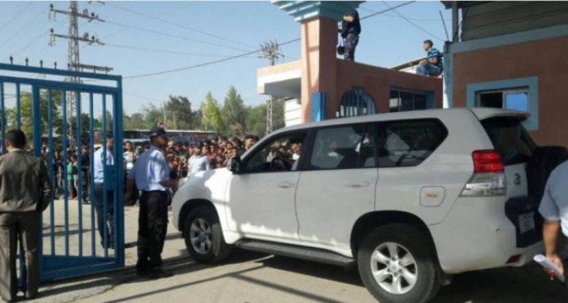 نائب ميلادينوف يصل غزة عبر حاجز بيت حانون