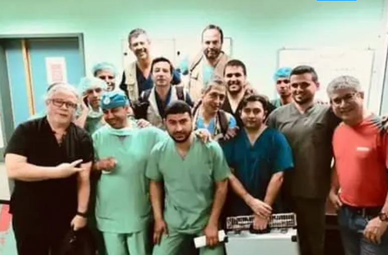 وفد طبي تشيلي يجري عمليات جراحية بغزة