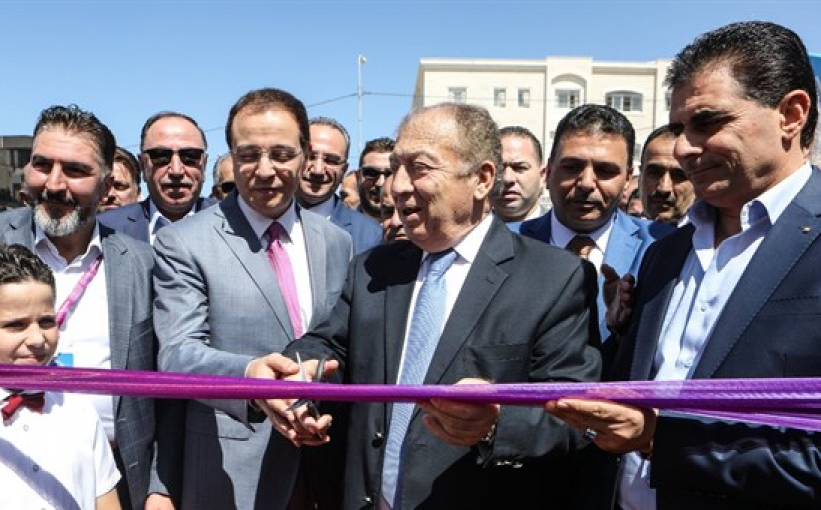 وزير الاقتصاد يفتتح معرض 