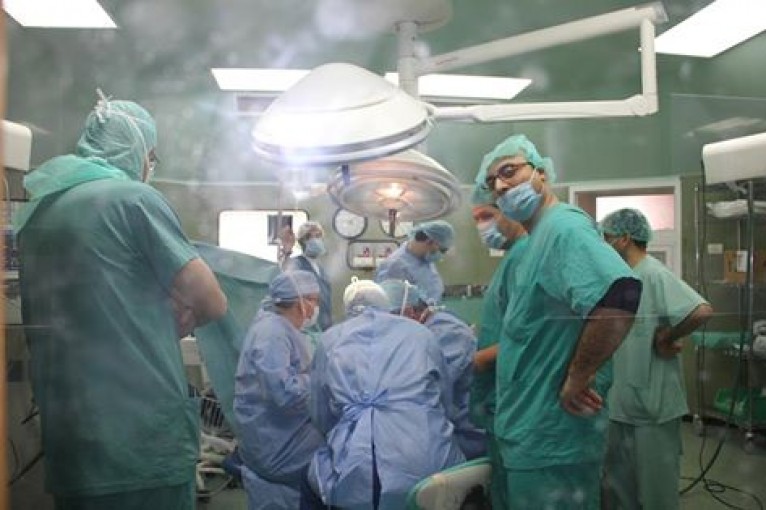 مشروع تقليص قوائم انتظار العمليات بالتعاون مع أونروا