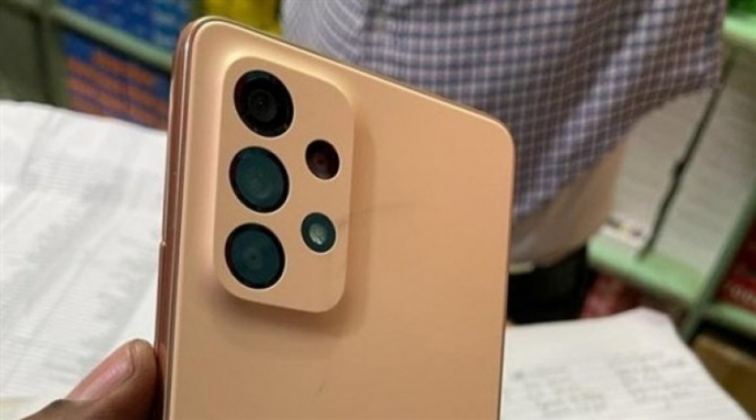 طرح Galaxy A53 في الأسواق بـ 400 دولار قبل الإعلان الرسمي