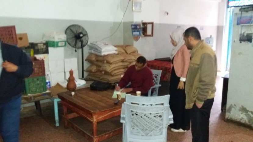 غزة: جولات ميدانية لمفتشي المكاتب الفرعية على الأسواق والمحلات التجارية