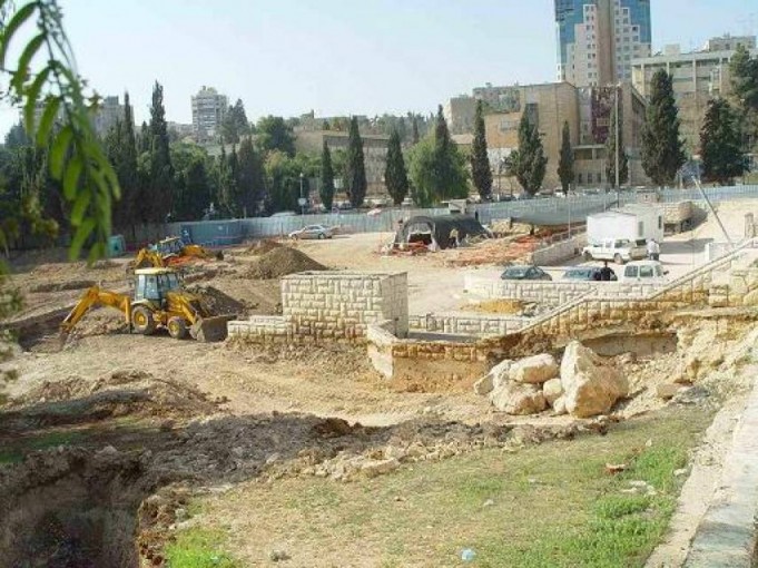 سياحة غزة تدين ‏قرار الاحتلال بإزالة مقبرة مأمن الله التاريخية بالقدس