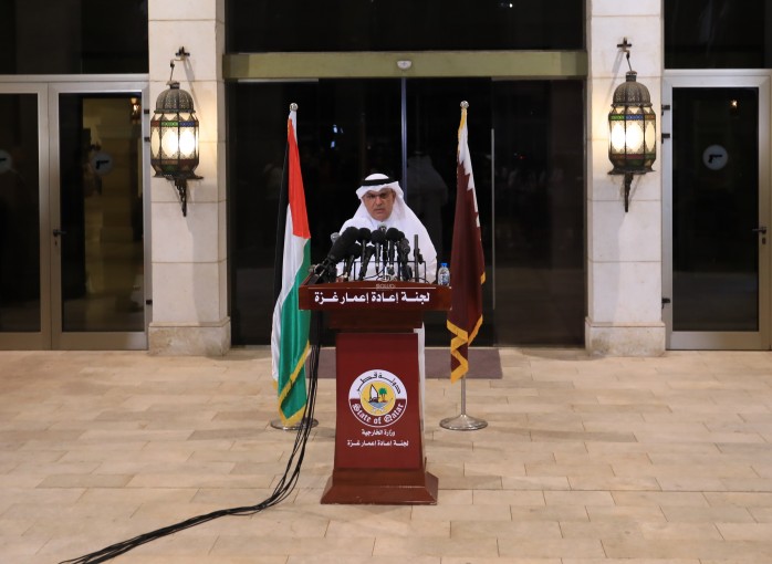 العمادي يكشف تفاصيل المنحة القطرية ويعلن عن مشاريع جديدة