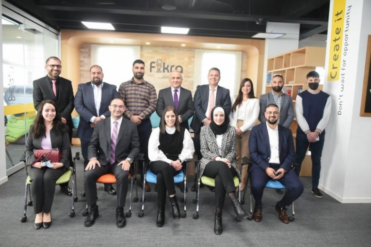 الاتصالات توقع عددًا من الاتفاقيات الاستثمارية مع شركات ناشئة