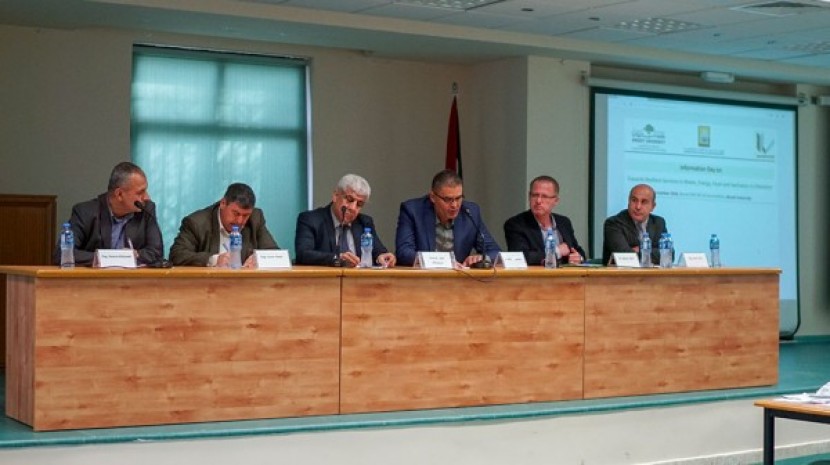 جامعة بيرزيت ونقابة المهندسين تنظمان يوماً علمياً حول المياه والطاقة والغذاء والصرف الصحي
