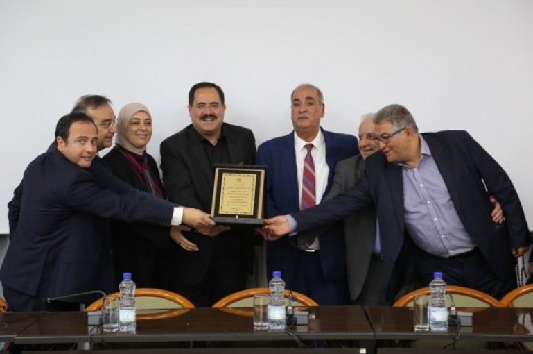 التربية تكرّم وتحتفي بالصباح لفوزه في الحملة العالمية للتعليم