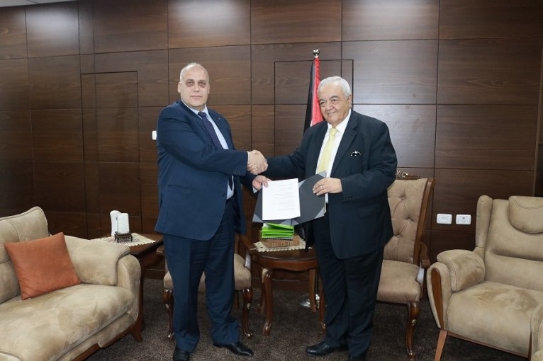 أبو شهلا: وزارة العمل تمتلك الخطط والبرامج للتوسّع في التعليم المهني ومحاربة البطالة