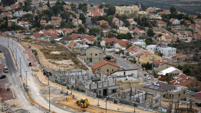 خطّ مياه لمستوطنات شرق قلقيليّة يهدّد أراضي الفلسطينيّين