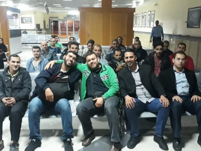 وفد من معلمي غزة يتوجه للكويت عبر معبر رفح