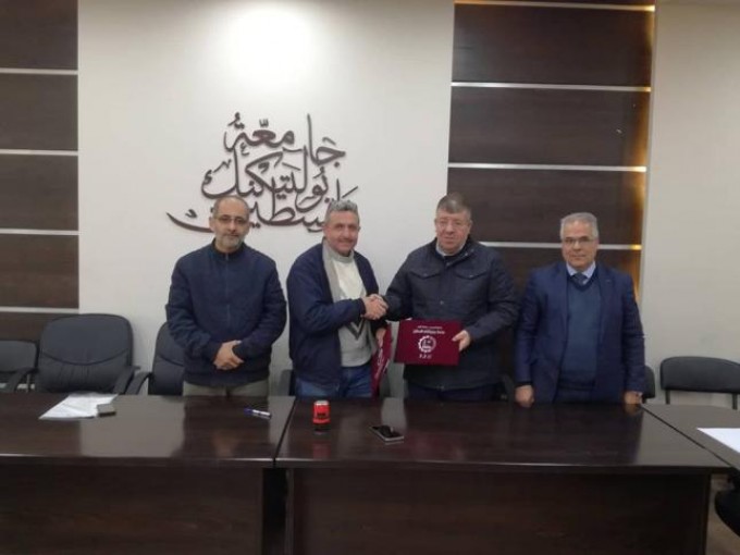 بوليتكنك توقّع اتفاقية تعاون مع مجموعة الهيدرولوجيين الفلسطينيين