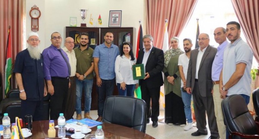 جامعة الأقصى تبحث سبل التعاون مع مركز التمكين الاقتصادي للشباب الفلسطيني