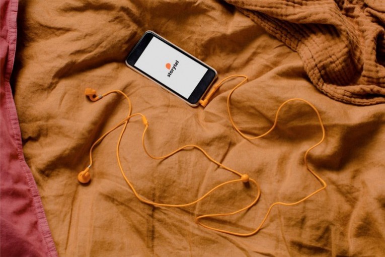 شركة Storytel السويدية تستحوذ على “كتاب صوتي”