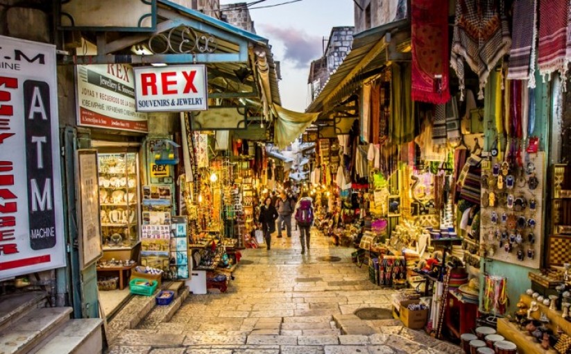 كم بلغت الأضرار التي تكبّدها القطاع السياحي في فلسطين هذا العام؟