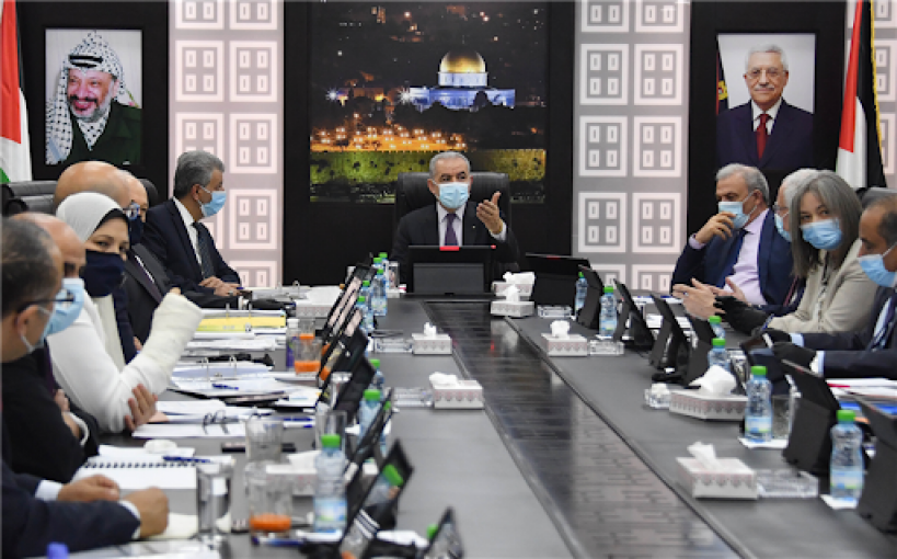 الحكومة تناقش الإيرادات الضريبية وتعزيز الموازنة الفلسطينية