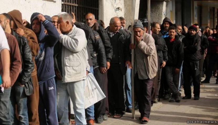 الكشف عن أسباب تأخر صرف شيكات الشؤون الاجتماعية في غزة والضفة