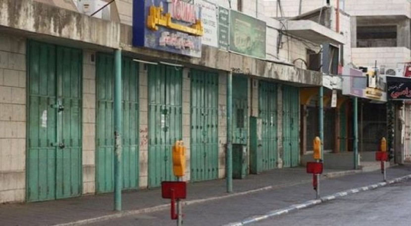 إضراب شامل يعم ارجاء قطاع غزة والضفة حدادا علي ارواح الشهداء
