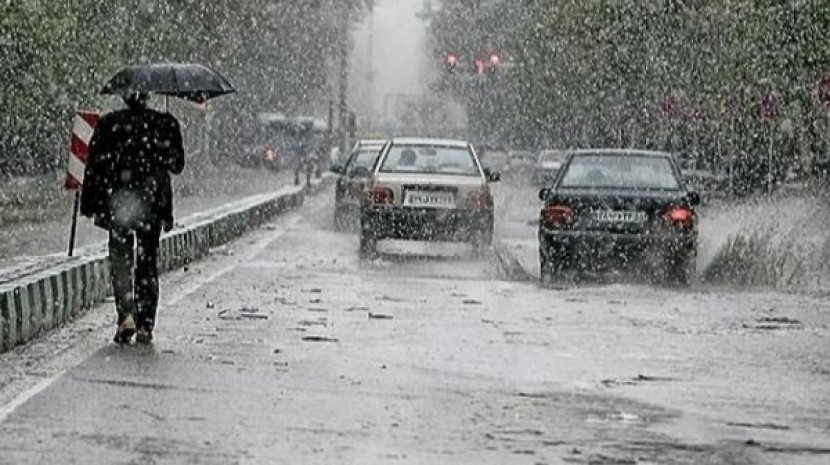 أجواء شديدة البرودة وتتساقط أمطار غزيرة مصحوبة بعواصف رعدية