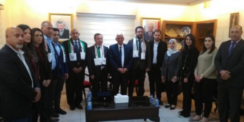 بلدية بيت جالا تستضيف وفدا من منظمة المدن المتحدة والادارات الفرعية بالشرق الاوسط وتطلعهم على اوضاع محافظة بيت لحم