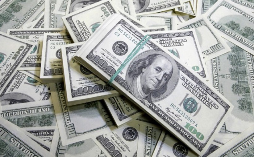 بنك يحول 900 مليون دولار بالخطأ لعملائه ولا يحق له استردادهم