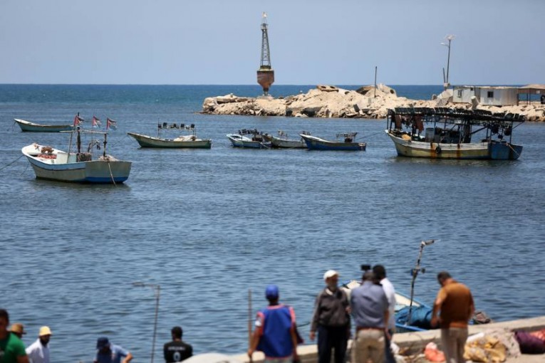 تقرير: إسرائيل حصرت الصيد بغزة بين 3 لـ9 ميلًا فقط طوال النصف الأول للعام