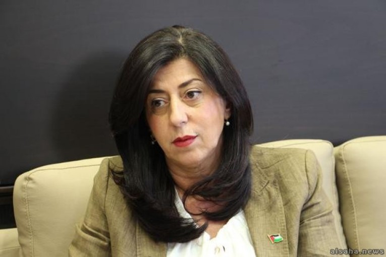 وزيرة الاقتصاد تنفي توسيع القائمة الضريبية للتغلب على الأزمــة المالية
