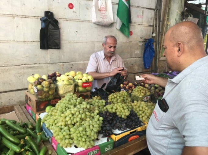 150 شيكل سعر كرتونة الجوافة في رام الله