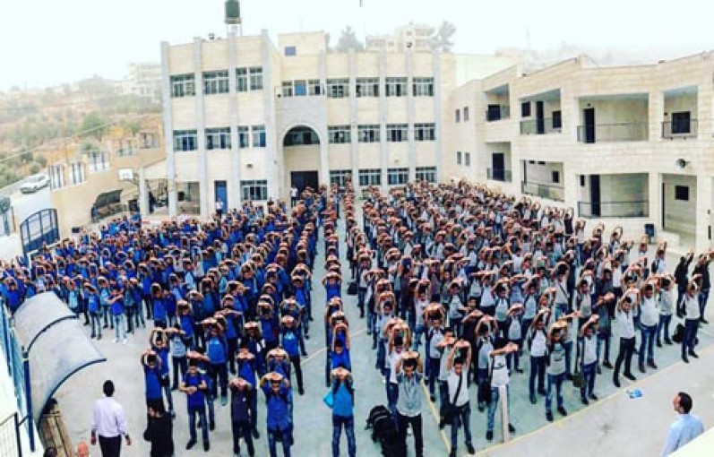 سلطات الاحتلال تهدد بإغلاق مدرسة ذكور تقوع الثانوية