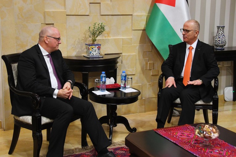 الحمد الله يدعو ألمانيا لزيادة استثمارها في فلسطين