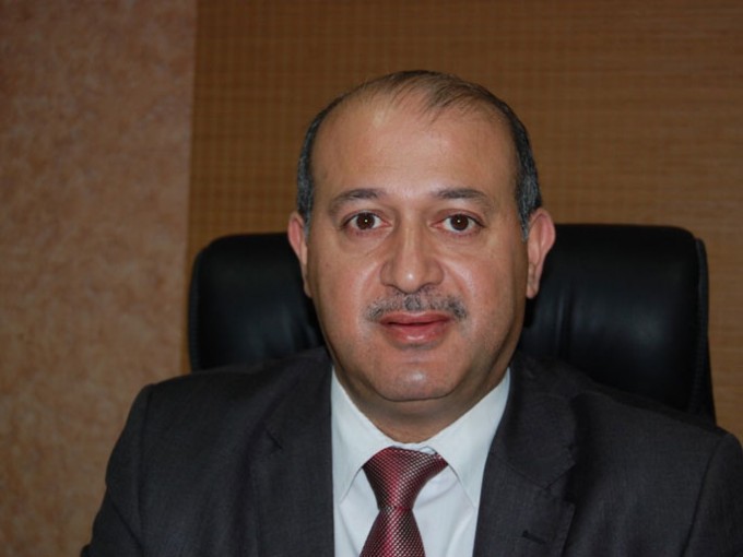 أبومعيلق يدعو المؤسسات الدولية لتوجيه أموالها لتنفيذ مشاريع تنموية بغزة
