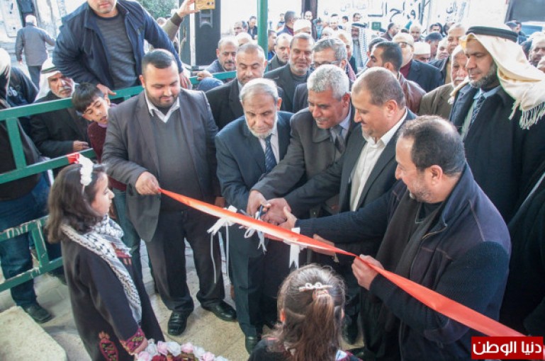 رئيس بلدية غزة يفتتح مقر لجنة حي الزيتون الجديد