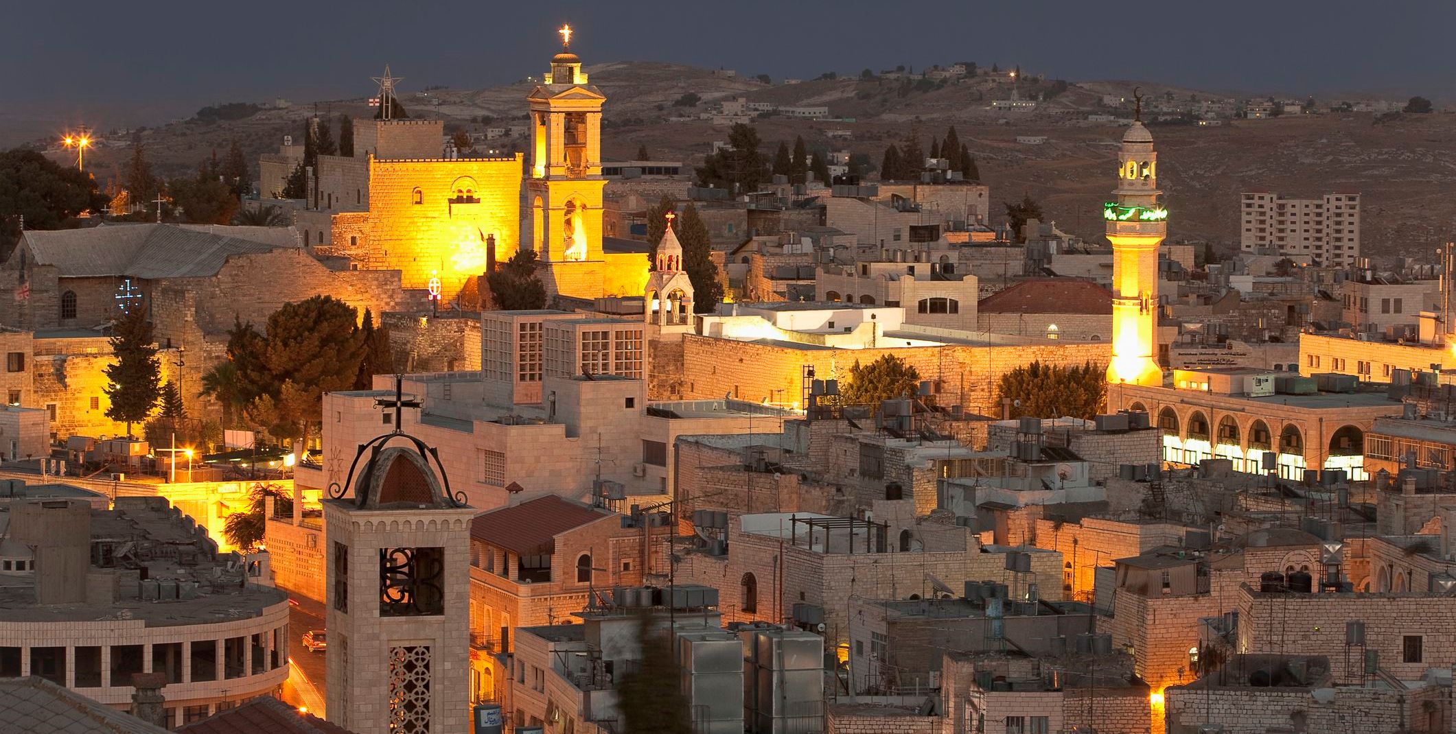وزيرة السياحة: أكثر من 100 ألف سائح متوقع وصلوهم فلسطين فترة الاعياد