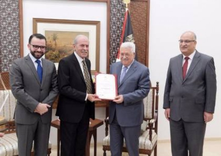 الرئيس يكرم الفائزين بجائزة الدولة التقديرية في الآداب والفنون والعلوم الإنسانية