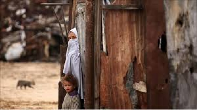 مركز حقوقي: رفع حصار غزة المدخل الحقيقي لمنع الكارثة الإنسانية