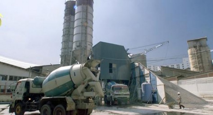 الحايك يدعو لإعطاء مصانع وشركات وعمال غزة أولوية بمشاريع الإعمار