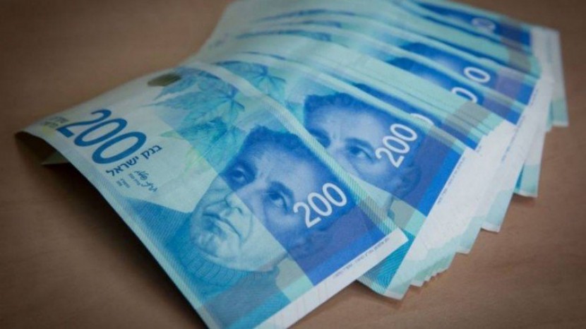 الدولار يتراجع أمام الشيكل بنسبة 6% في نوفمبر على أساس سنوي