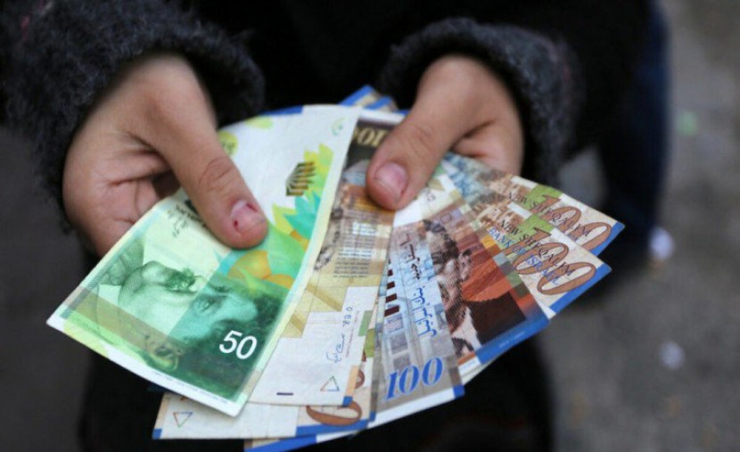 2.9 مليار شيكل إيرادات الحكومة الفلسطينية حتى آب