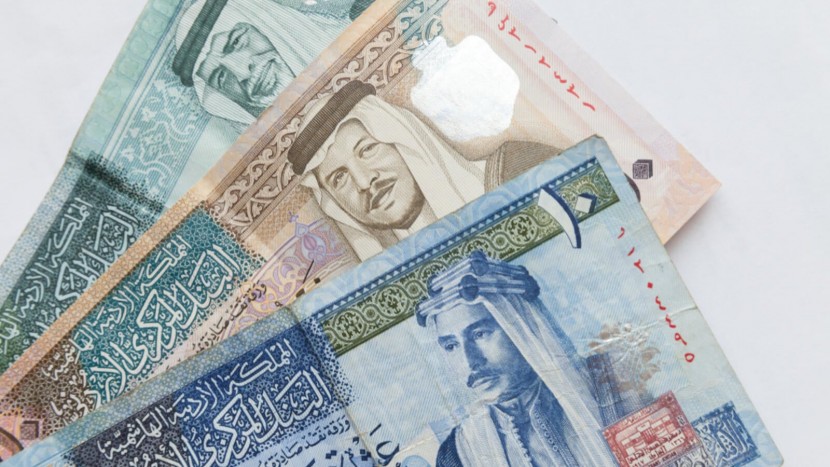 الأردن يدرس طرق لمواجهة تداعيات كورونا على الاقتصاد