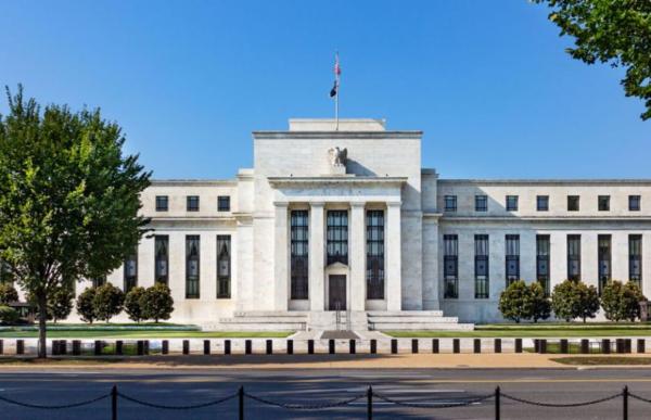 توقعات برفع أسعار الفائدة الأمريكية في أيار مع بقائها مرتفعة حتى 2024