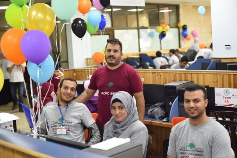 جامعة بيرزيت تفوز بـ6 من المراكز الـ10 الأولى في مسابقة البرمجة العالمية ACM