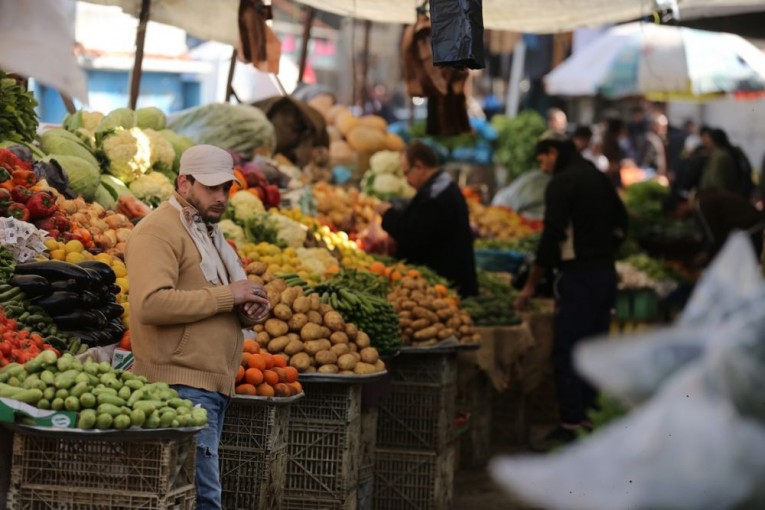 الركود يضرب أسواق غزة قبيل رمضان بفعل الحصار
