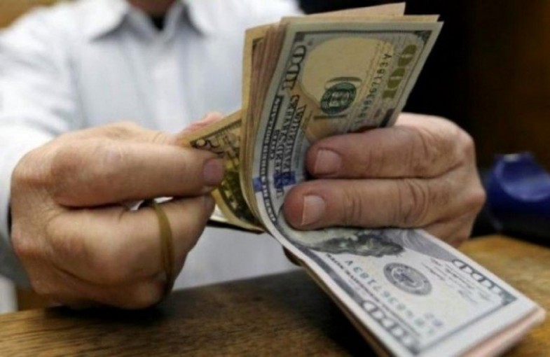 13.738 مليار دولار قيمة ودائع عملاء البنوك في غزة والضفة